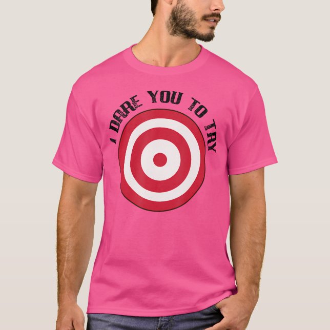 Camiseta Alvo de Desafio de Dodgeball no Peito (Frente)
