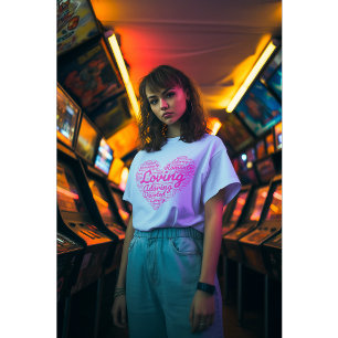 Camiseta Amando a Arte Shapecloud do Coração Fuchsia