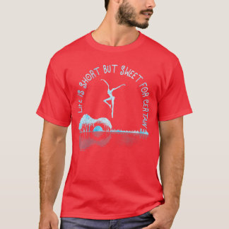 Camiseta Amante da Música Feminina A Vida é Curta Mas Doce