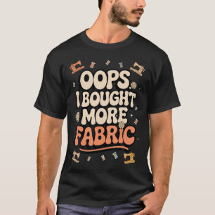 Camiseta Amante de Costura e Patchwork Engraçado Ops Compre