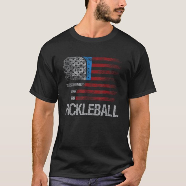 Camiseta Amante de Pickleball com Bandeira dos EUA e Paddle (Frente)