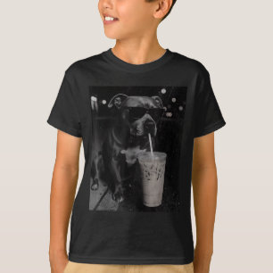 Camiseta Amantes de pitbull engraçado e legal bebendo café