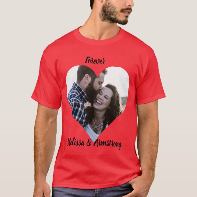 Camiseta amantes personalizados com nomes. (Frente)
