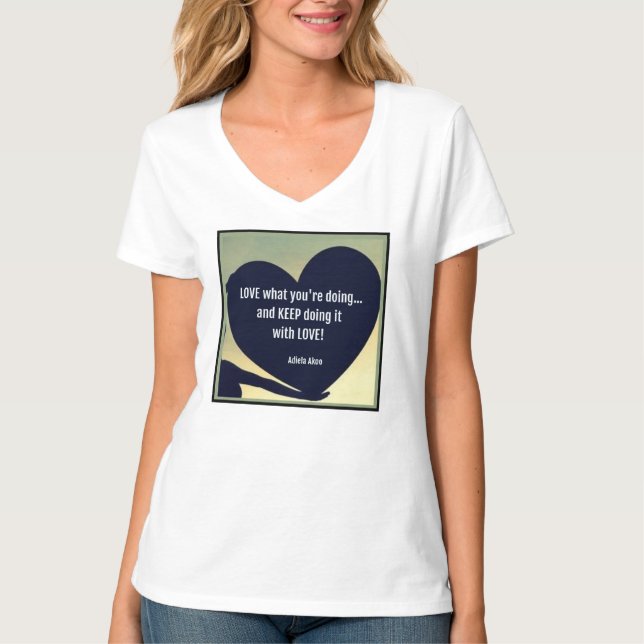 Camiseta AME O que você está fazendo T-Shirts - Adiela Akoo (Frente)