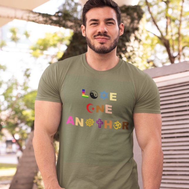 Camiseta Ame Um Outro Tee (Criador carregado)