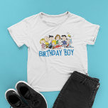 Camiseta Amendoins | Charlie Brown e Gang Birthday Boy<br><div class="desc">Celebre seu aniversário com essa camisa fofinha de aniversário com Charlie Brown e toda a Gangue dos Amendoins! Personalize adicionando seu próprio texto personalizado!</div>