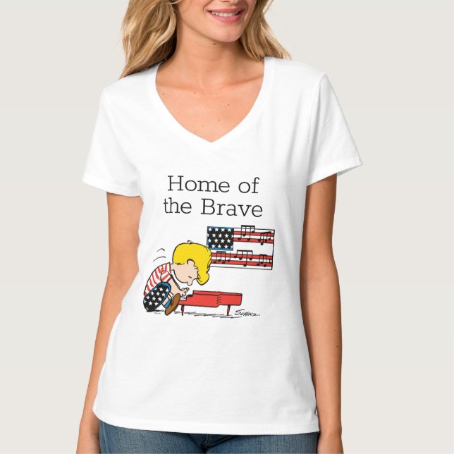 Camiseta Amendoins | Schroeder Patriótico e seu Piano (Frente)