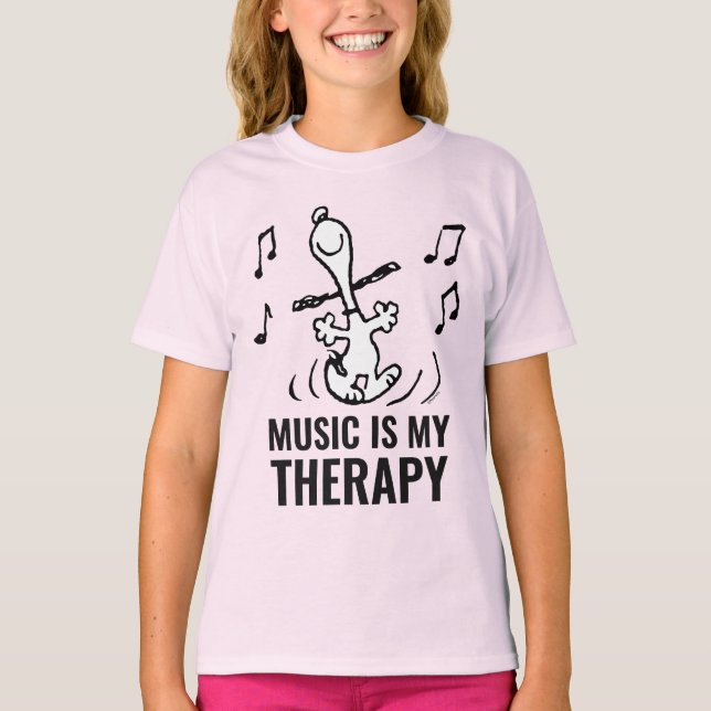 Camiseta Amendoins | Snoopy Dancing (Frente)