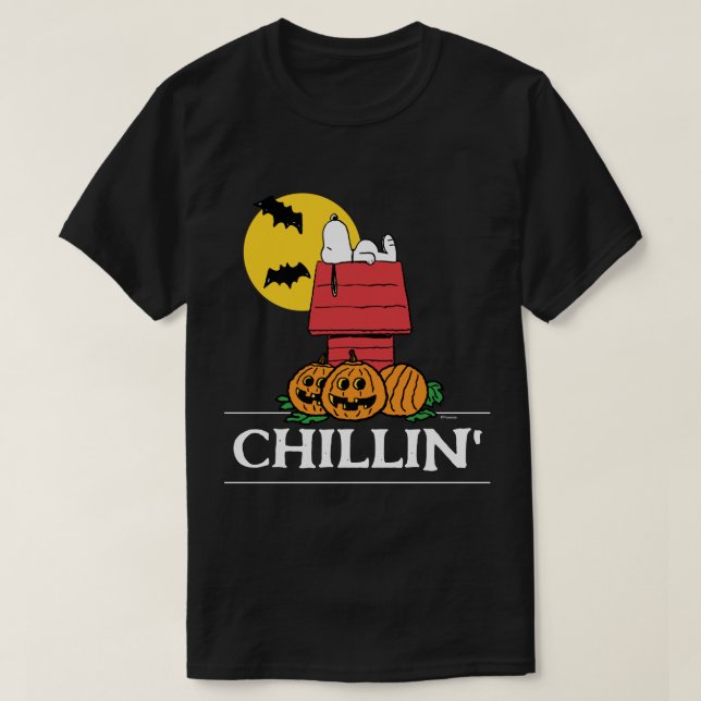Camiseta Amendoins | Snoopy Halloween Doghouse (Frente do Design)