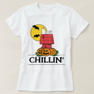 Camiseta Amendoins Snoopy Halloween Doghouse