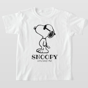 Camiseta Amendoins   Snoopy Sunglass Ponder
