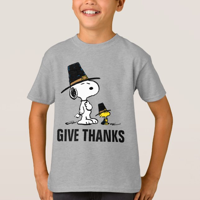Camiseta Amendoins| Snoopy & Woodstock Pilgrim (Frente)