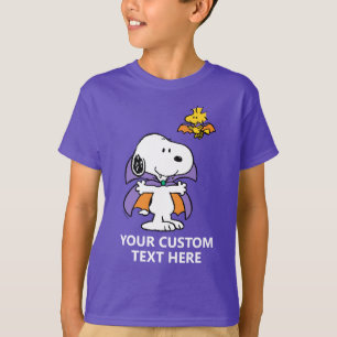 Camiseta Amendoins Snoopy Woodstock Vampiro Halloween