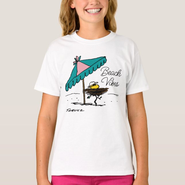 Camiseta Amendoins | Woodstock na praia (Frente)