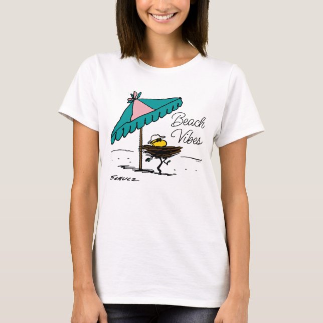 Camiseta Amendoins | Woodstock na praia (Frente)