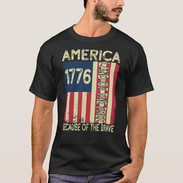 Camiseta América 1776 Terra Dos Gratuitos Por Causa Da Cora (Frente)