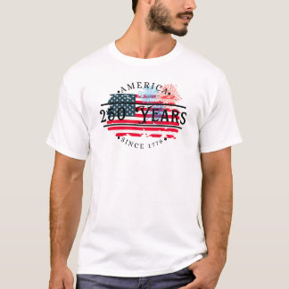 Camiseta América desde 1776 com Bandeira Americana/Fogos de