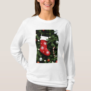 Camiseta America do Norte. Decorações do Natal na árvore