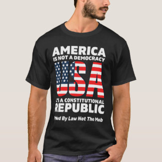 Camiseta América é uma República Constitucional regida por
