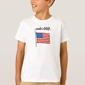 Camiseta América sob Deus Fonte Preta