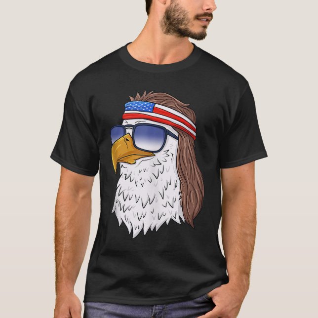 Camiseta American Bald Eagle Mullet 4 de julho Funny USA P (Frente)