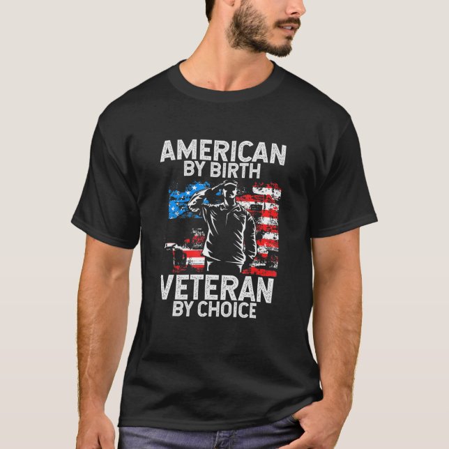 Camiseta American By Birth Veteran By Choice Patriot Vetera (Frente)