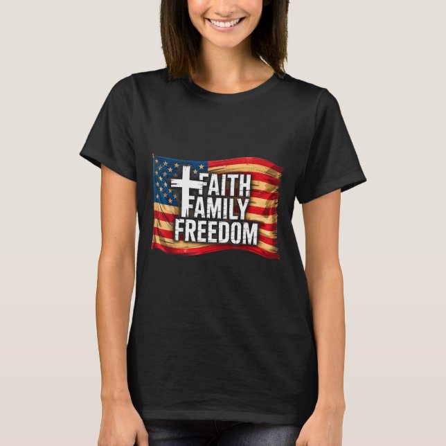 Camiseta American Flag Faith Family Dom Christian  (Frente)