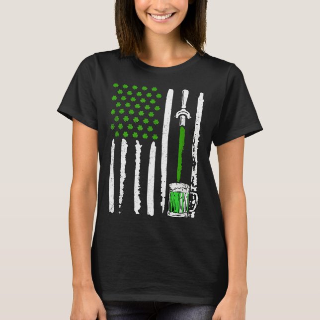 Camiseta American Flag St Patrick s Day Shamrock Drinking B (Frente)