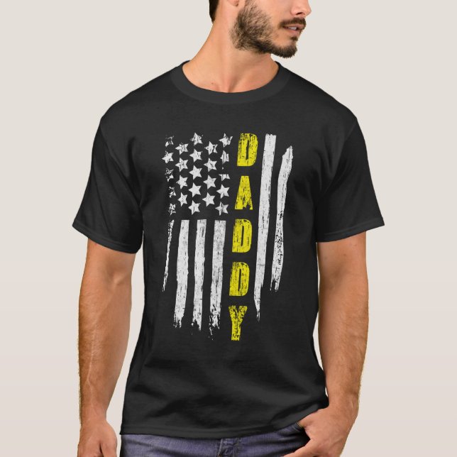 Camiseta American Us Flag Daddy Tow Truck Driver On Back (Frente)