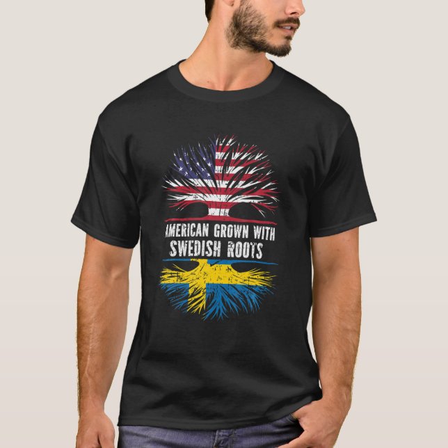Camiseta Americano Cresceu com Raízes Suecas e Suecia de Ba (Frente)