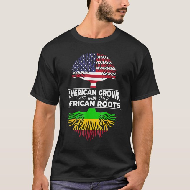 Camiseta Americano Cultivou Raízes Africanas EUA Bandeira H (Frente)