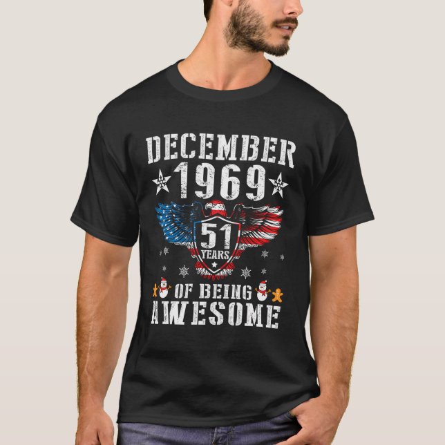 Camiseta Americano Em Dezembro De 1969 Aniversário De 51 An (Frente)