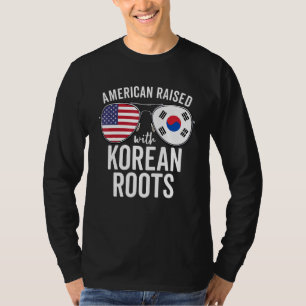 Camiseta Americano Levantado com Raízes Coreanas Norte-Amer