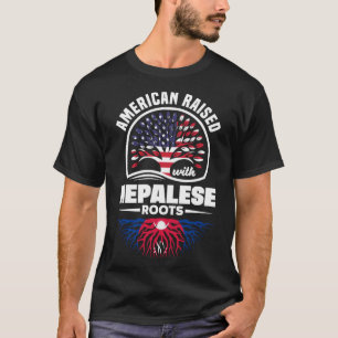 Camiseta Americano Levantado com Raízes Nepalesas no Nepal