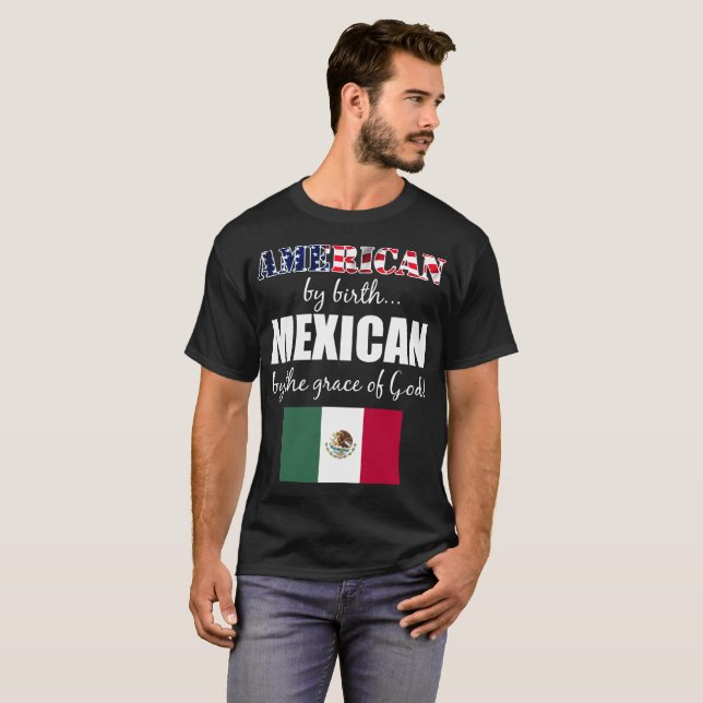 Camiseta Americano pelo mexicano do nascimento pela (Frente Completa)