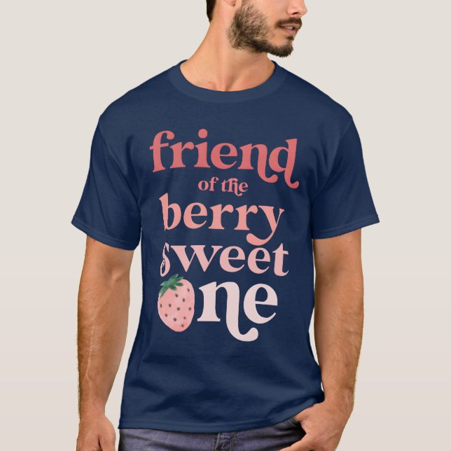 Camiseta Amigo do Berry Sweet One Strawberry First ret (Frente)