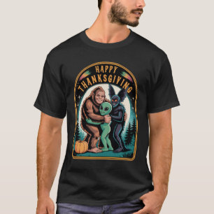 Camiseta Amigos Criptográficos Abraçando Pé Grande Homem-Ma