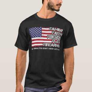 Camiseta Amigos da Fé da Família Sinalizam Armas de Fogo
