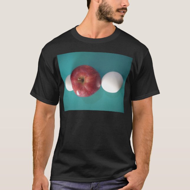 Camiseta Amigos do Café da Manhã: Dois Ovos $uma Apple Aind (Frente)