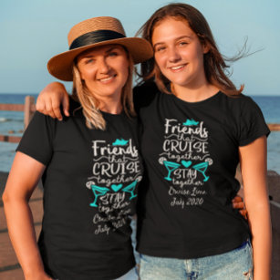 Camiseta Amigos Que Cruzam Juntos Férias De Viagem Em Grupo