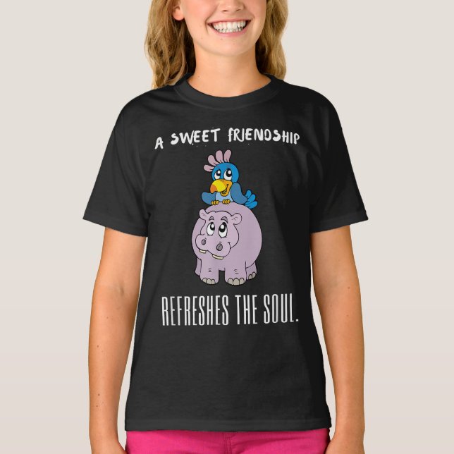 Camiseta Amizade Doce Refresca A Alma Roxo Hippo (Frente)