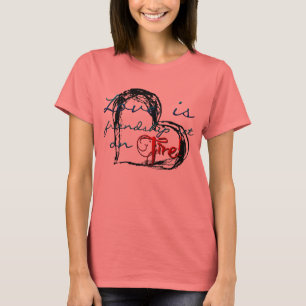 Camiseta Amizade no fogo
