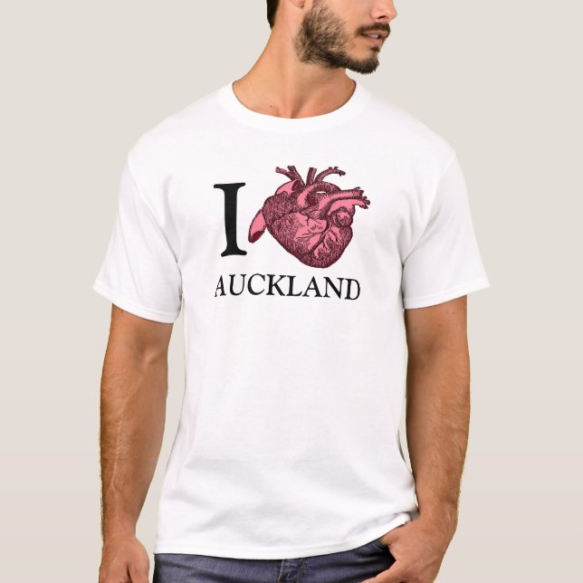 Camiseta Amo Auckland de coração anatomicamente correto (Frente)