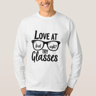Camiseta Amor à Primeira Vista? Tente óculos Nerd Engraçado