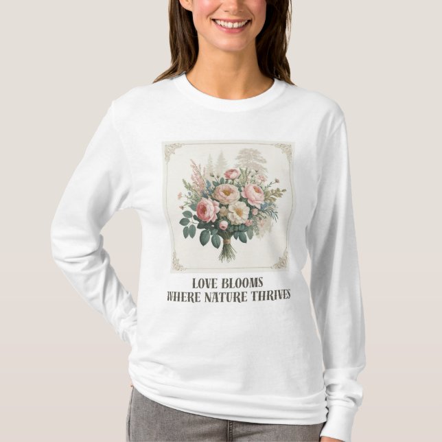 Camiseta Amor Blooms com Natureza (Frente)