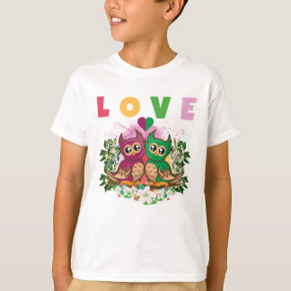 CAMISETA AMOR BONITAS ADORÁVEIS E COROAS