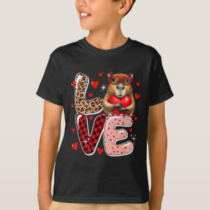 Camiseta Amor Capyra Óculos Corações Dia dos Namorados Cria