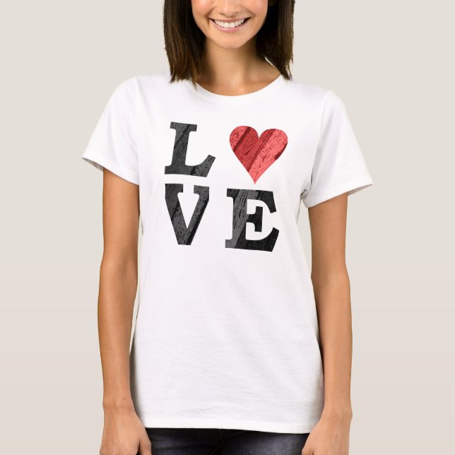 Camiseta AMOR com coração (Frente)
