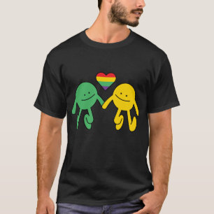 Camiseta Amor é Amor Feliz Juntos Corações Arco-Íris Segura