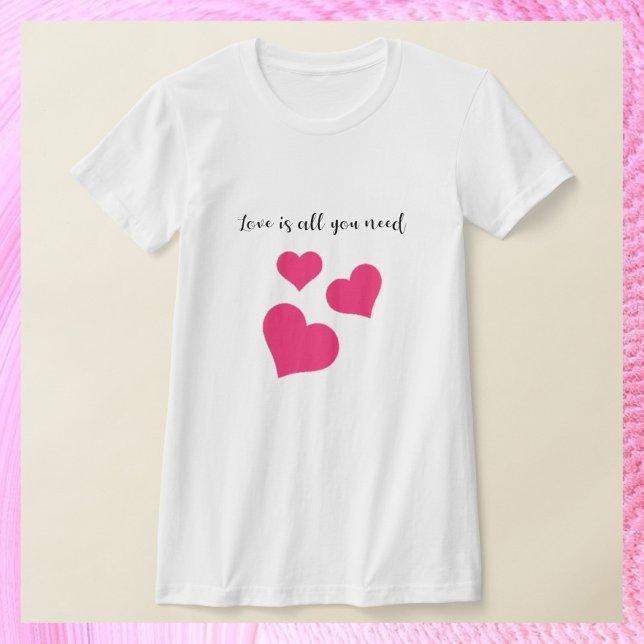 Camiseta Amor e Corações Rosa Bonitos (Criador carregado)